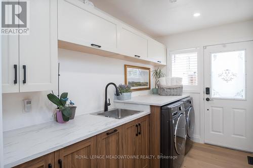 488 Valleyview Crescent, Milton, ON - Indoor Photo Showing Laundry Room