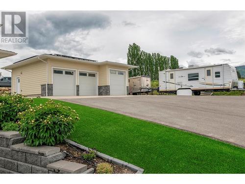 4230 20 Street Ne, Salmon Arm, BC - Outdoor