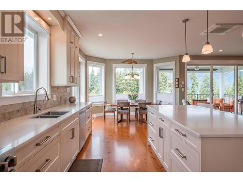 4230 20 Street Ne, Salmon Arm, BC - Indoor Photo Showing Kitchen With Double Sink