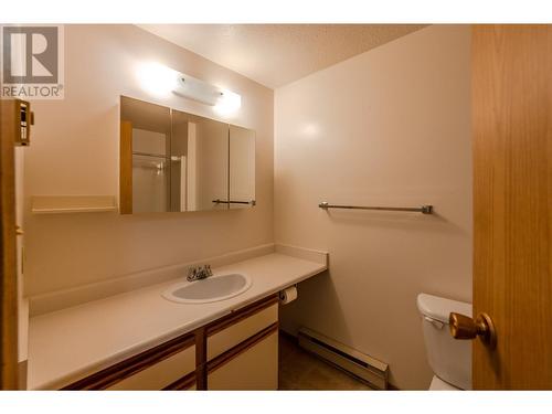 284 Yorkton Avenue Unit# 404, Penticton, BC - Indoor Photo Showing Bathroom