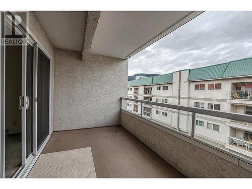 284 Yorkton Avenue Unit# 404, Penticton, BC - Outdoor With Exterior