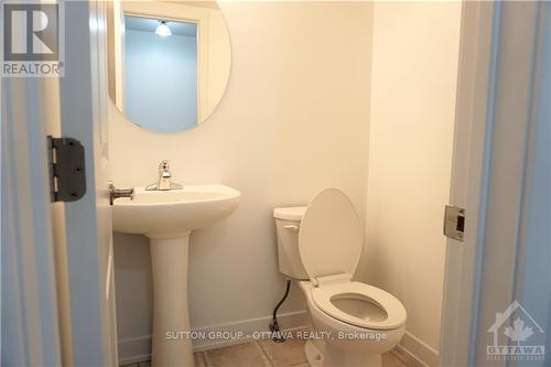 A - 4526 Innes Road, Ottawa, ON - Indoor Photo Showing Bathroom