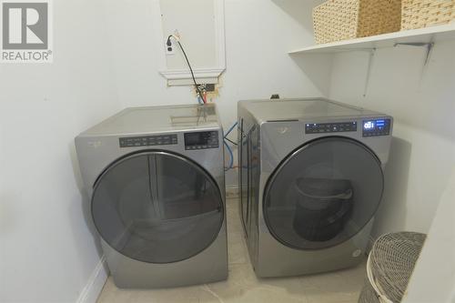 2 Neal Place, Mount Pearl, NL - Indoor Photo Showing Laundry Room