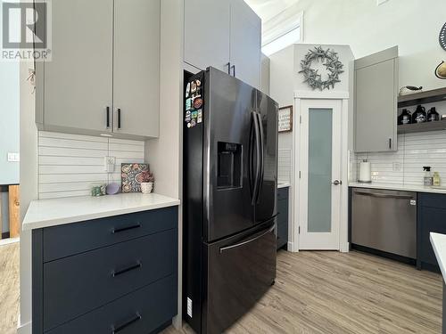 2786 Greenforest Crescent, Prince George, BC - Indoor Photo Showing Kitchen