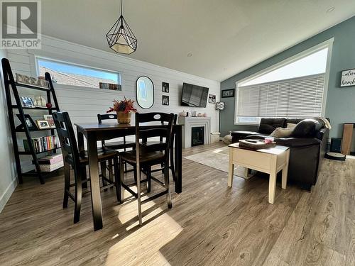 2786 Greenforest Crescent, Prince George, BC - Indoor Photo Showing Dining Room