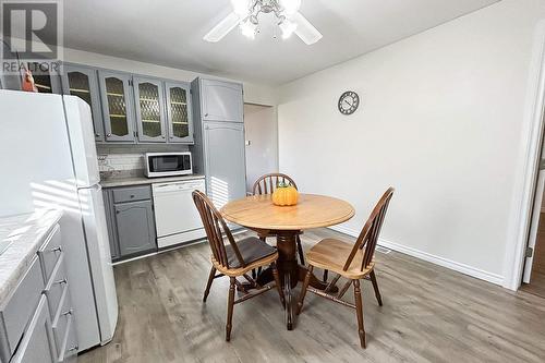 76 Elmwood Ave, Sault Ste. Marie, ON - Indoor Photo Showing Dining Room