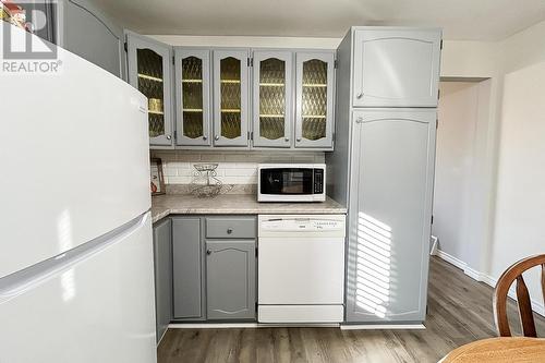 76 Elmwood Ave, Sault Ste. Marie, ON - Indoor Photo Showing Kitchen