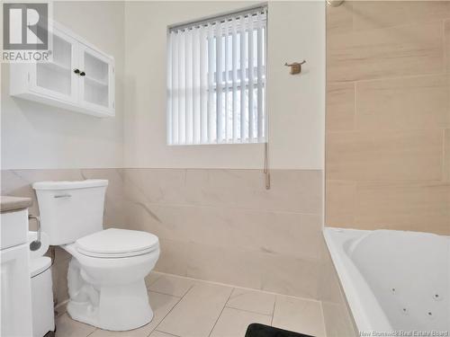 280 Murray Road, Moncton, NB - Indoor Photo Showing Bathroom