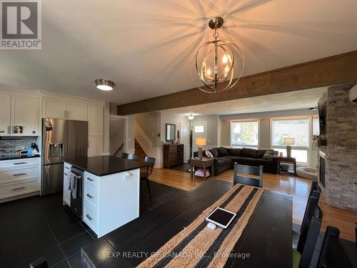 721 Churchill Street, Timmins (Upper Melrose), ON - Indoor Photo Showing Kitchen