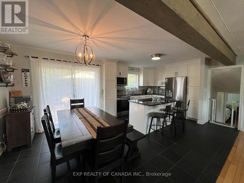 721 Churchill Street, Timmins (Upper Melrose), ON - Indoor Photo Showing Dining Room