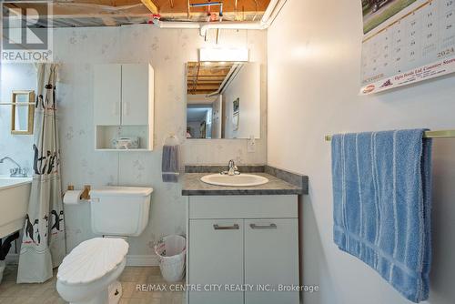 11 Alexander Drive, Aylmer (Ay), ON - Indoor Photo Showing Bathroom