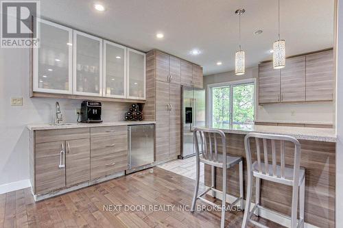 1 Highland Drive, Tillsonburg, ON - Indoor Photo Showing Kitchen