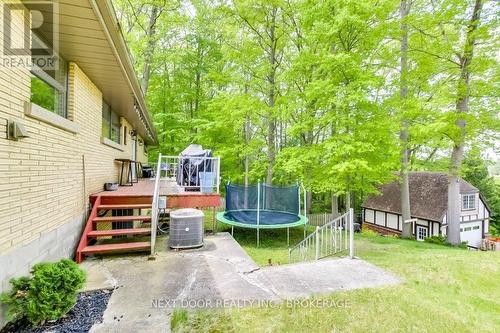 1 Highland Drive, Tillsonburg, ON - Outdoor With Exterior