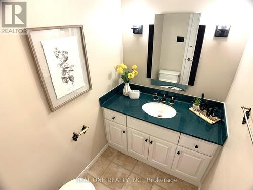 1476 Corley Drive, London, ON - Indoor Photo Showing Bathroom