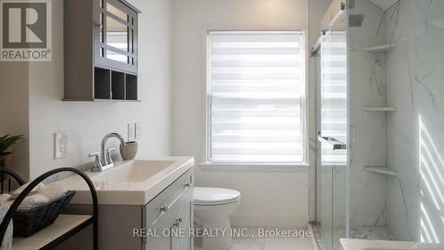 1476 Corley Drive, London, ON - Indoor Photo Showing Bathroom