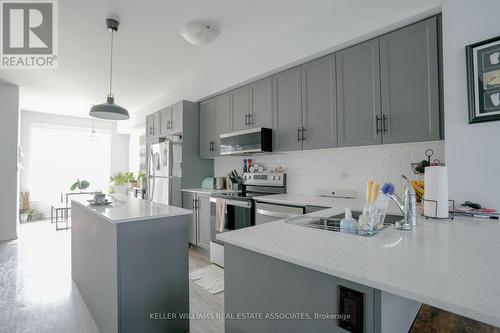 5 - 314 Equestrian Way, Cambridge, ON - Indoor Photo Showing Kitchen With Stainless Steel Kitchen With Upgraded Kitchen