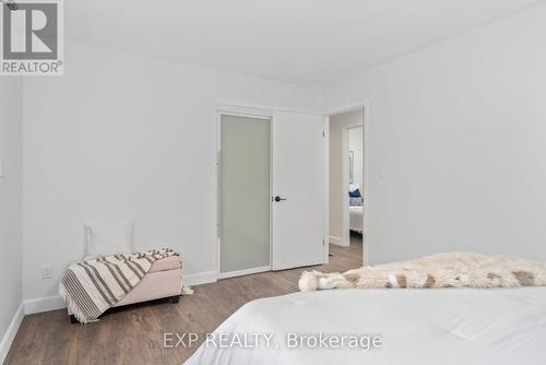 13481 Loyalist Parkway, Prince Edward County (Picton), ON - Indoor Photo Showing Bedroom