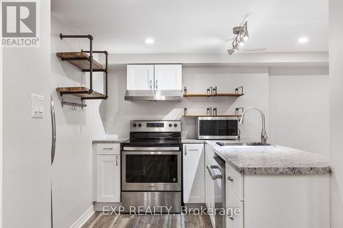 34 Edenridge Drive, Brampton, ON - Indoor Photo Showing Kitchen