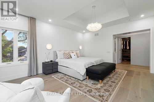 47 Ambleside Avenue, Toronto, ON - Indoor Photo Showing Bedroom