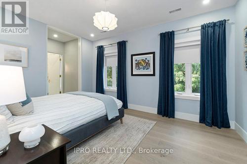 47 Ambleside Avenue, Toronto, ON - Indoor Photo Showing Bedroom