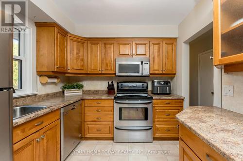 87 Main Street N, Halton Hills, ON - Indoor Photo Showing Kitchen