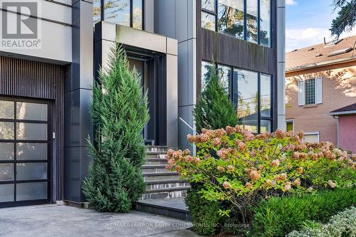 67 Lake Promenade, Toronto, ON - Outdoor