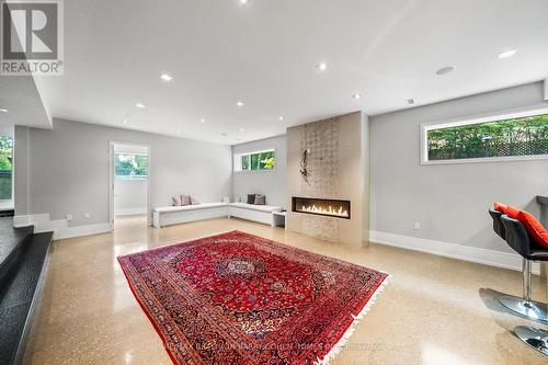 67 Lake Promenade, Toronto, ON - Indoor