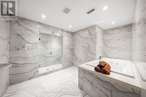 67 Lake Promenade, Toronto, ON - Indoor Photo Showing Bathroom