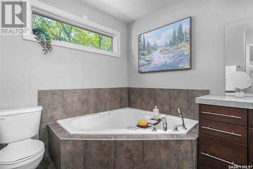 616 Lansdowne Avenue, Saskatoon, SK - Indoor Photo Showing Bathroom