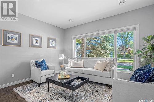 616 Lansdowne Avenue, Saskatoon, SK - Indoor Photo Showing Living Room