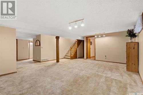 134 Houston Road, Regina, SK - Indoor