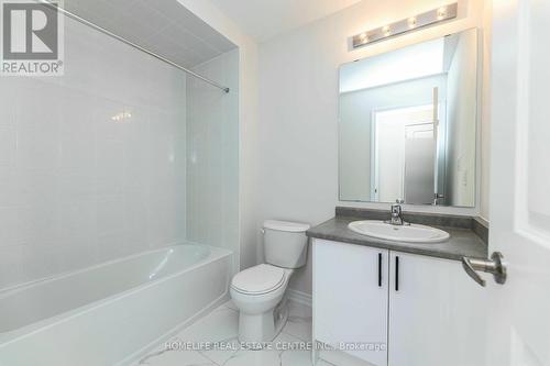 10 Rochester Drive, Barrie, ON - Indoor Photo Showing Bathroom