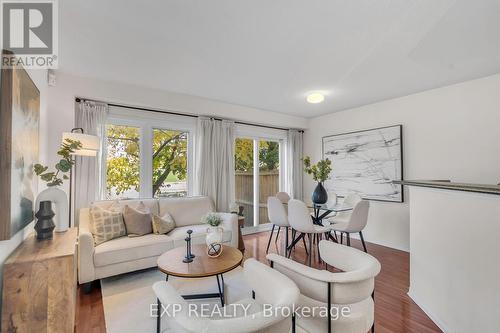 65 - 86 Joymar Drive, Mississauga, ON - Indoor Photo Showing Living Room