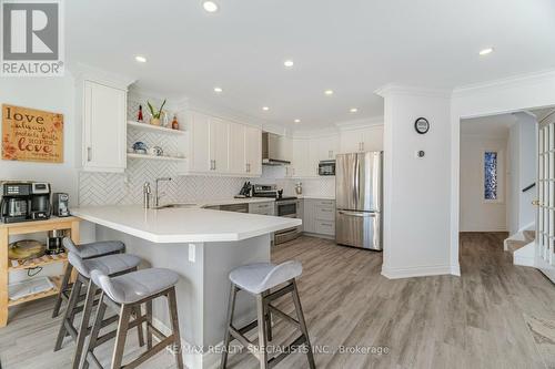 43 - 3600 Colonial Drive, Mississauga, ON - Indoor Photo Showing Kitchen With Stainless Steel Kitchen With Upgraded Kitchen