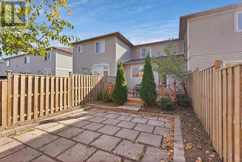 1403 Treeland Street, Burlington, ON - Outdoor