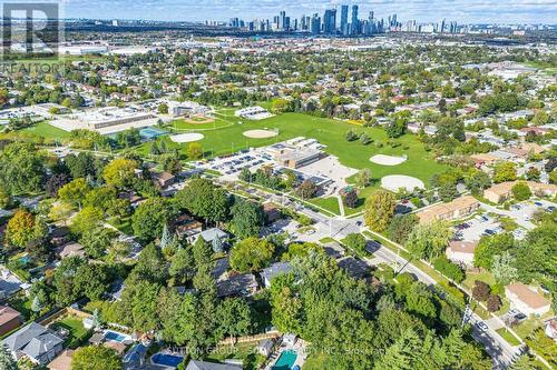 3210 Flanagan Crescent, Mississauga, ON - Outdoor With View