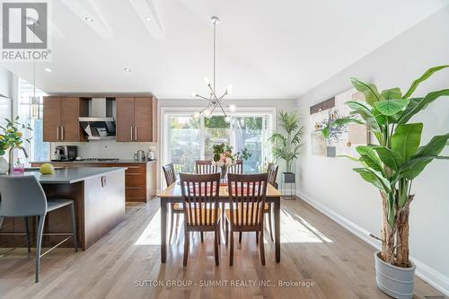 3210 Flanagan Crescent, Mississauga, ON - Indoor Photo Showing Dining Room