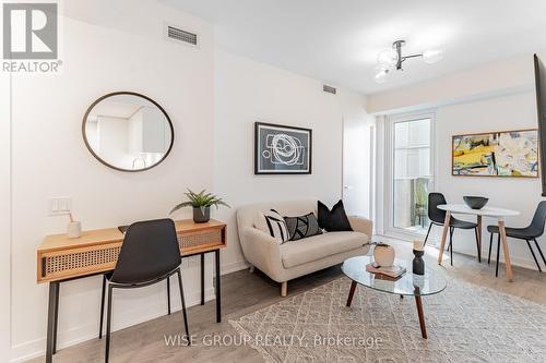 530 - 500 Wilson Avenue, Toronto, ON - Indoor