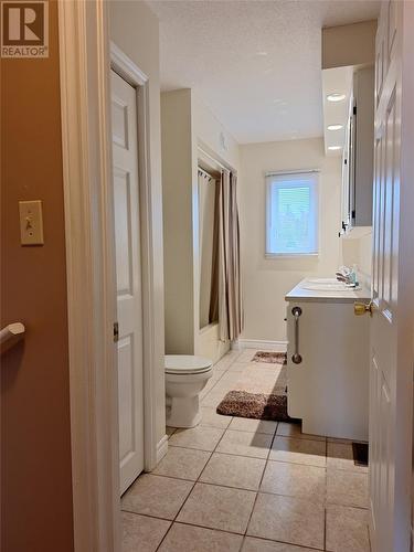 33 Colson Crescent, St George'S, NL - Indoor Photo Showing Bathroom