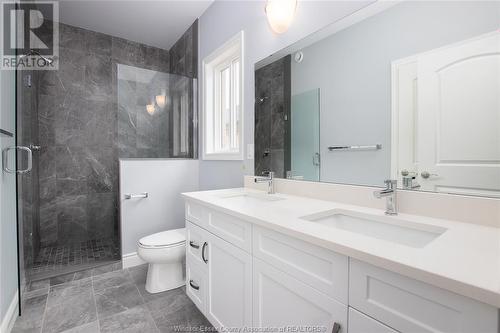 182 Mclellan, Amherstburg, ON - Indoor Photo Showing Bathroom