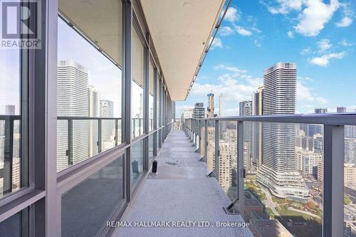 3705 - 832 Bay Street, Toronto, ON - Outdoor With Balcony