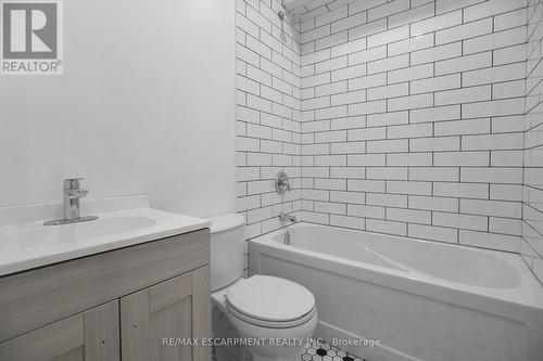 302 - 63 John Street S, Hamilton, ON - Indoor Photo Showing Bathroom