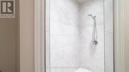 5 Oakwood Links Lane, Lambton Shores (Grand Bend), ON - Indoor Photo Showing Bathroom