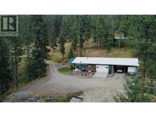 7465 Bwater Rd Road, Castlegar, BC - Outdoor