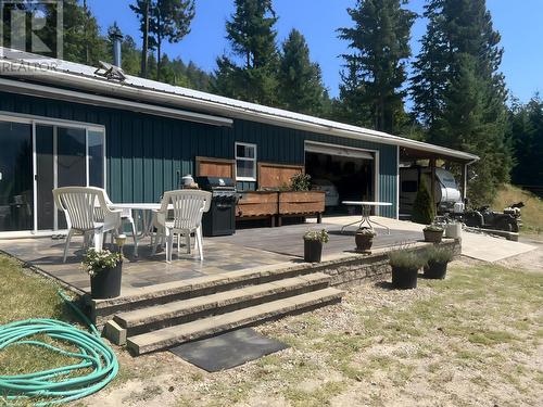 7465 Bwater Rd Road, Castlegar, BC - Outdoor With Deck Patio Veranda