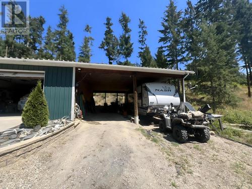 7465 Bwater Rd Road, Castlegar, BC - Outdoor