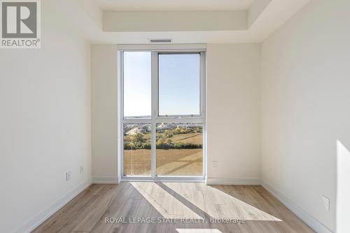 1604 - 335 Wheat Boom Drive, Oakville, ON - Indoor Photo Showing Other Room