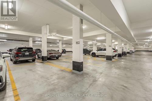 1604 - 335 Wheat Boom Drive, Oakville, ON - Indoor Photo Showing Garage