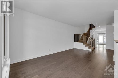 324 Makobe Lane, Ottawa, ON - Indoor Photo Showing Other Room