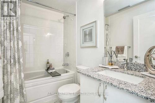 308 - 3220 Sheppard Avenue E, Toronto, ON - Indoor Photo Showing Bathroom